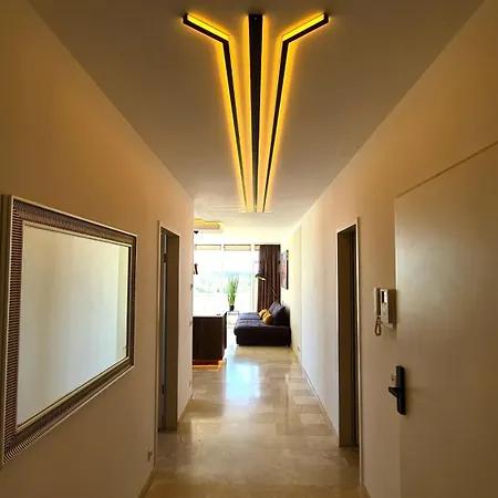 Deluxe Appartment Mit Marmorboeden Und Gold-Design El Dorado Schwarzenbek Buitenkant foto