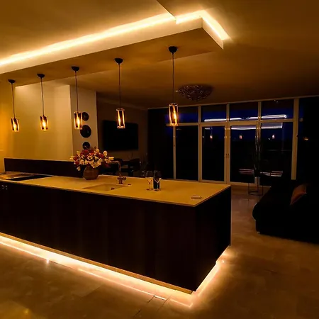 Deluxe Appartment Mit Marmorboeden Und Gold-Design El Dorado Schwarzenbek Buitenkant foto