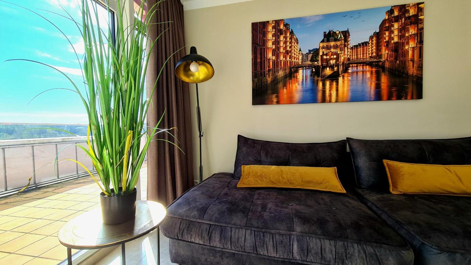 Appartement Deluxe Mit Marmorboeden Und Gold-design El Dorado Schwarzenbek